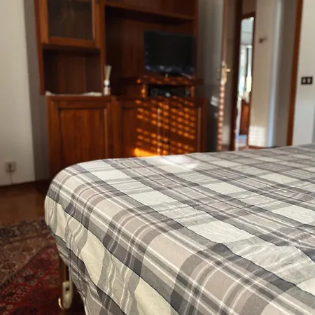 Claudia Hotel